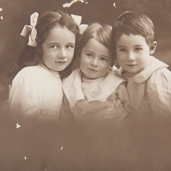 ​Elinor, Wilfred and Hugh Rothwell, children of John and Julia Rothwell (nee Mackenzie), c1900. Bundanon Trust Archive, photo: courtesy Elinor Dillon