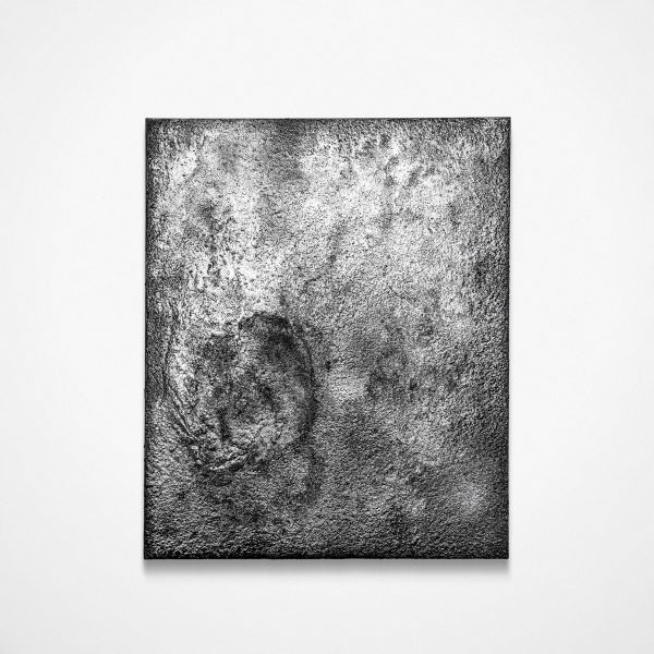 'In Response II'
2020
Silica, pigment, Eucalyptus cellulose (biodegradable glitter)on canvas over timber frame
66 cm x 91 cm x 4 cm unframed