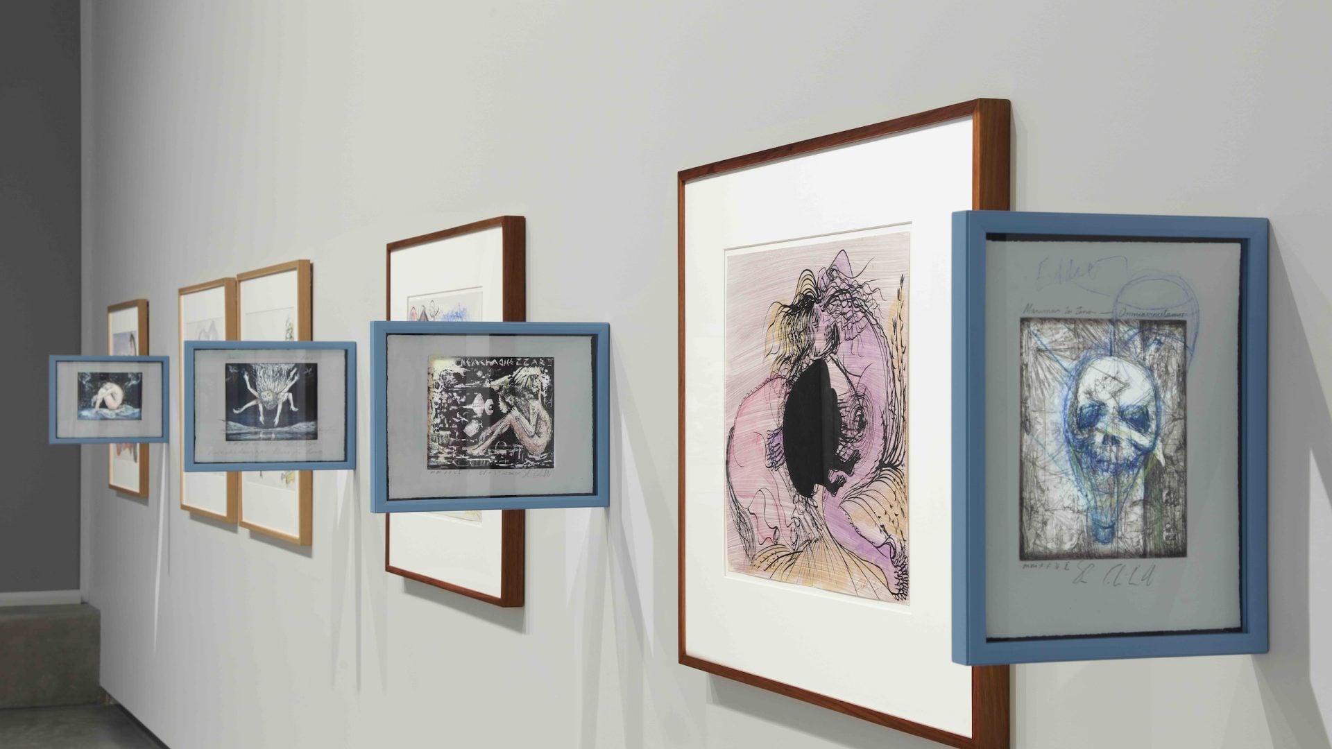 Staggered artworks